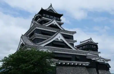 Tour Day 4: Kumamoto Castle & the Journey South